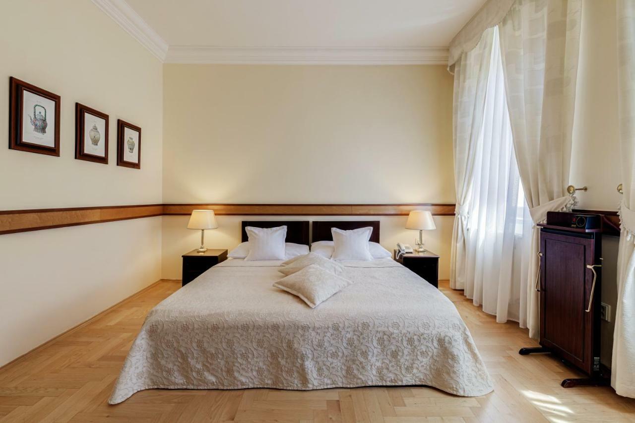 Hotel Louren 4*
